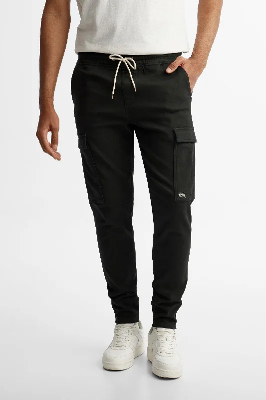 men's relaxed fit pants-Pantalon jogger cargo en jeans sergé - Homme