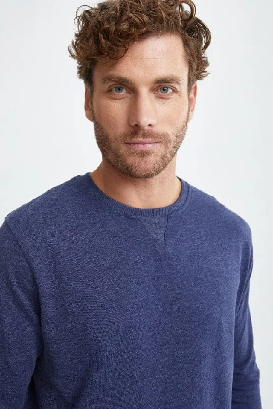 men's casual wear sweatshirts-Cozy Blue Design Sweater