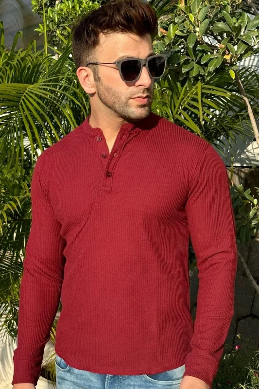 men's festival t-shirts-Maroon Self Waffle Knit Henley T-Shirt